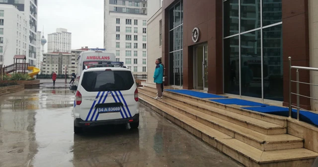 Filistinli adam sitede bıçaklanarak öldürüldü