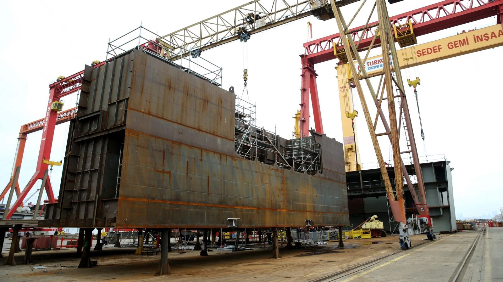 İlk milli uçak gemimizin denize indirileceği tarih...