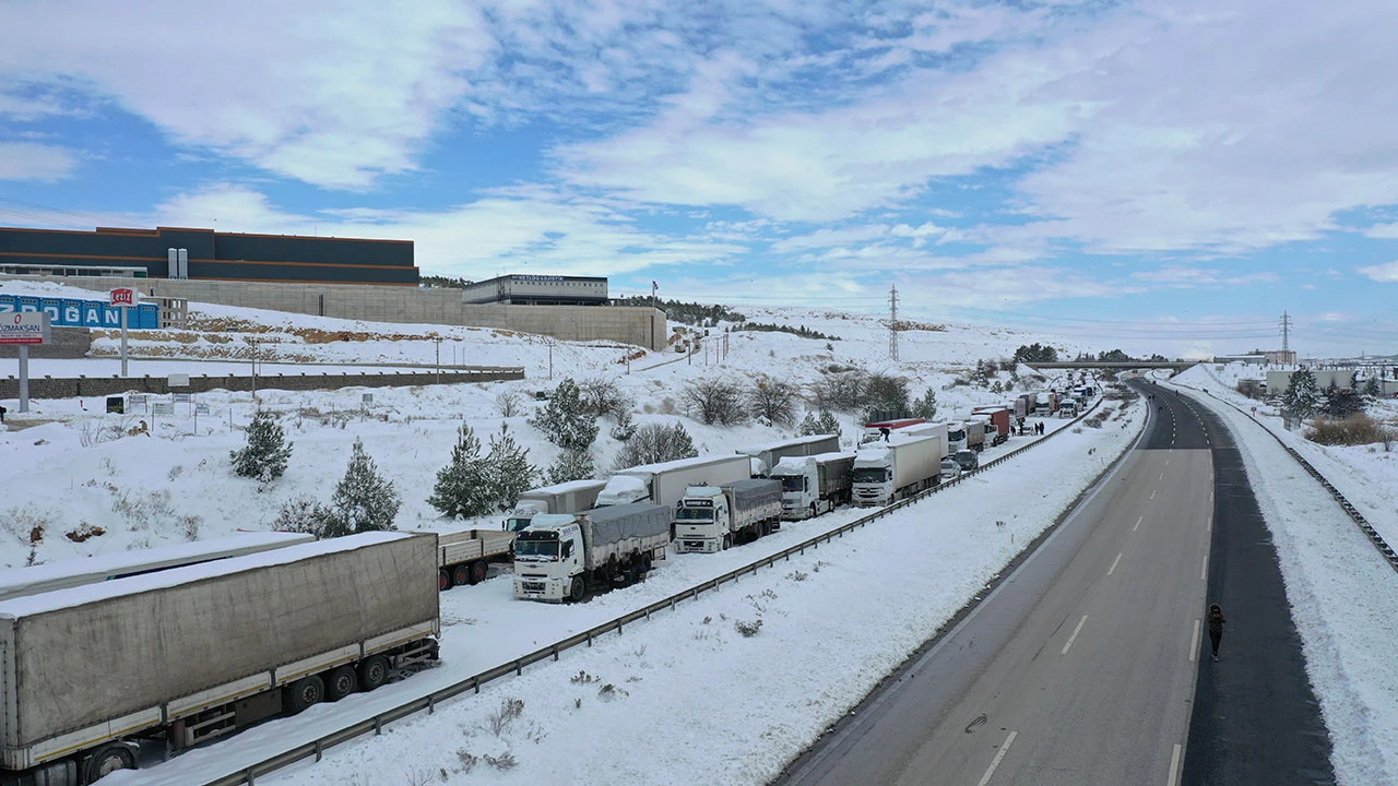Gaziantep'te ikinci dalga! Belediye başkanları toplandı