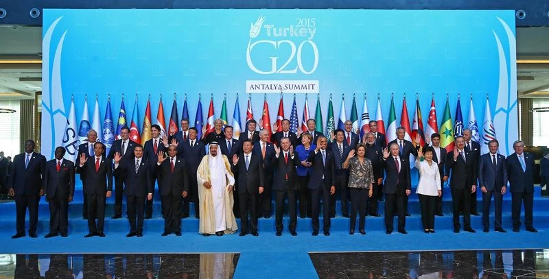 Liderler Antalya'da hatıra fotoğrafı çektirdi