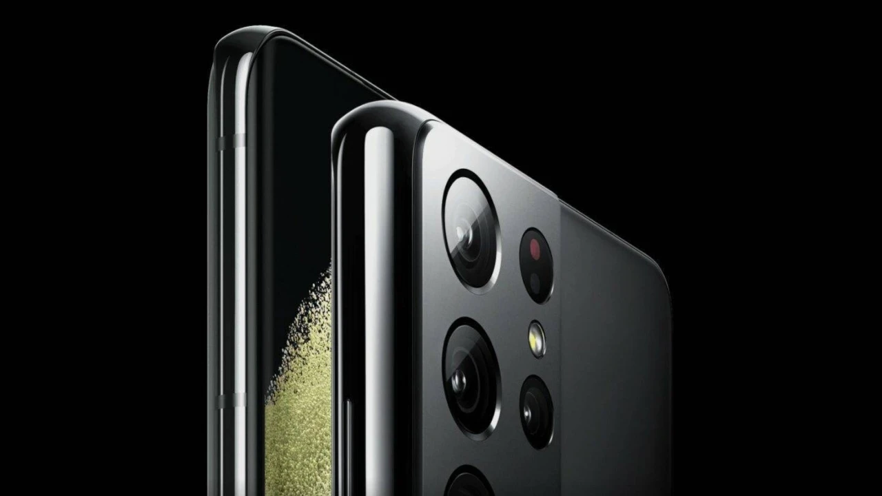 Samsung, Galaxy S22 Ultra için ters köşe yaptı