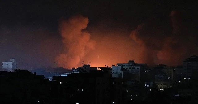 İşgalci İsrail Filistin'i vurmaya devam ediyor