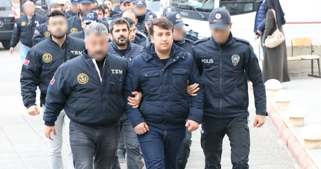 Fetö'nün kilit isimlerine operasyon: 11 gözaltı