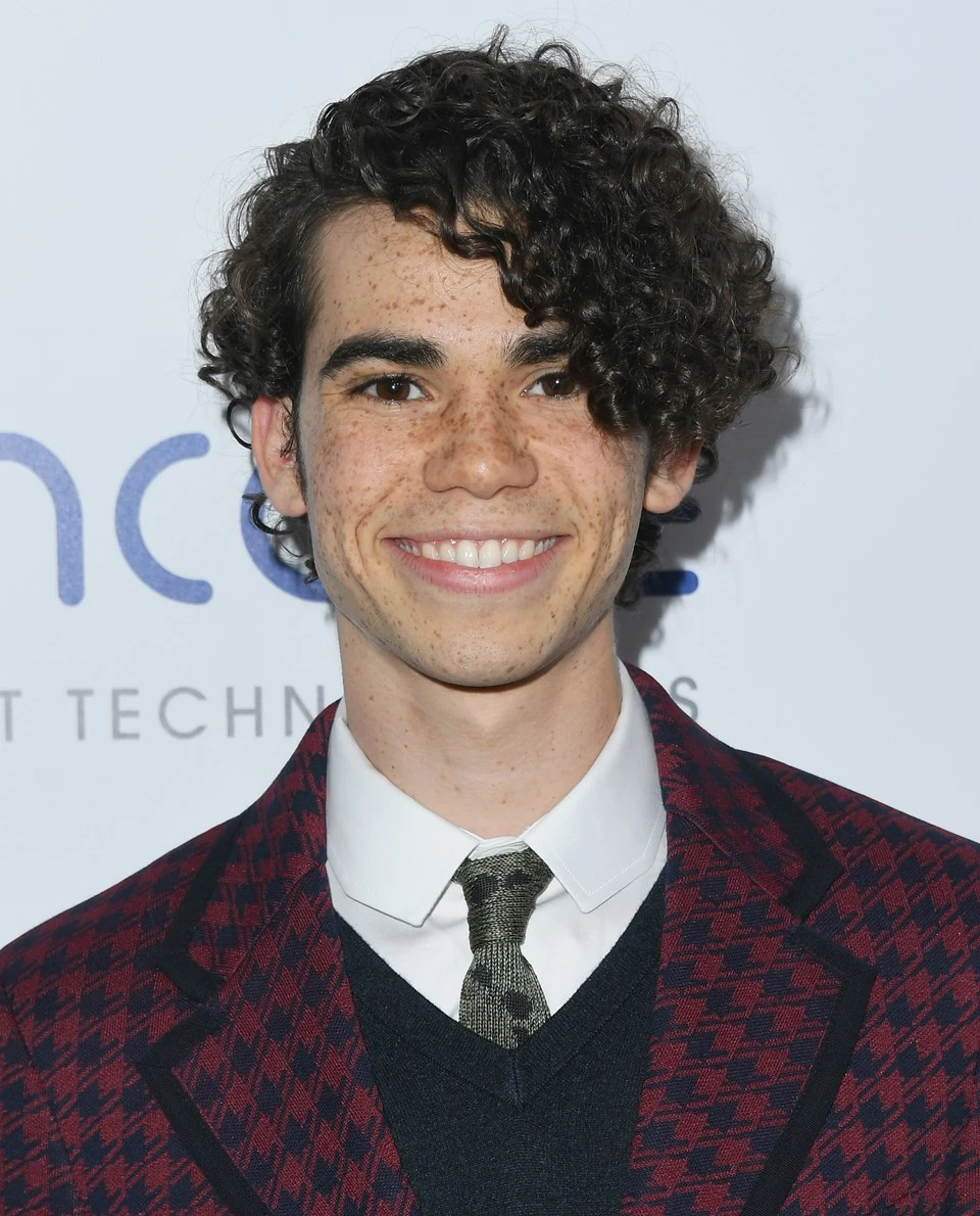 Oyuncu Cameron Boyce 20 yaşında hayatını kaybetti