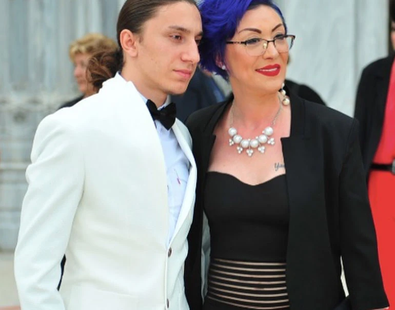 Şarkıcı Güllü’nün son hali şaşırttı