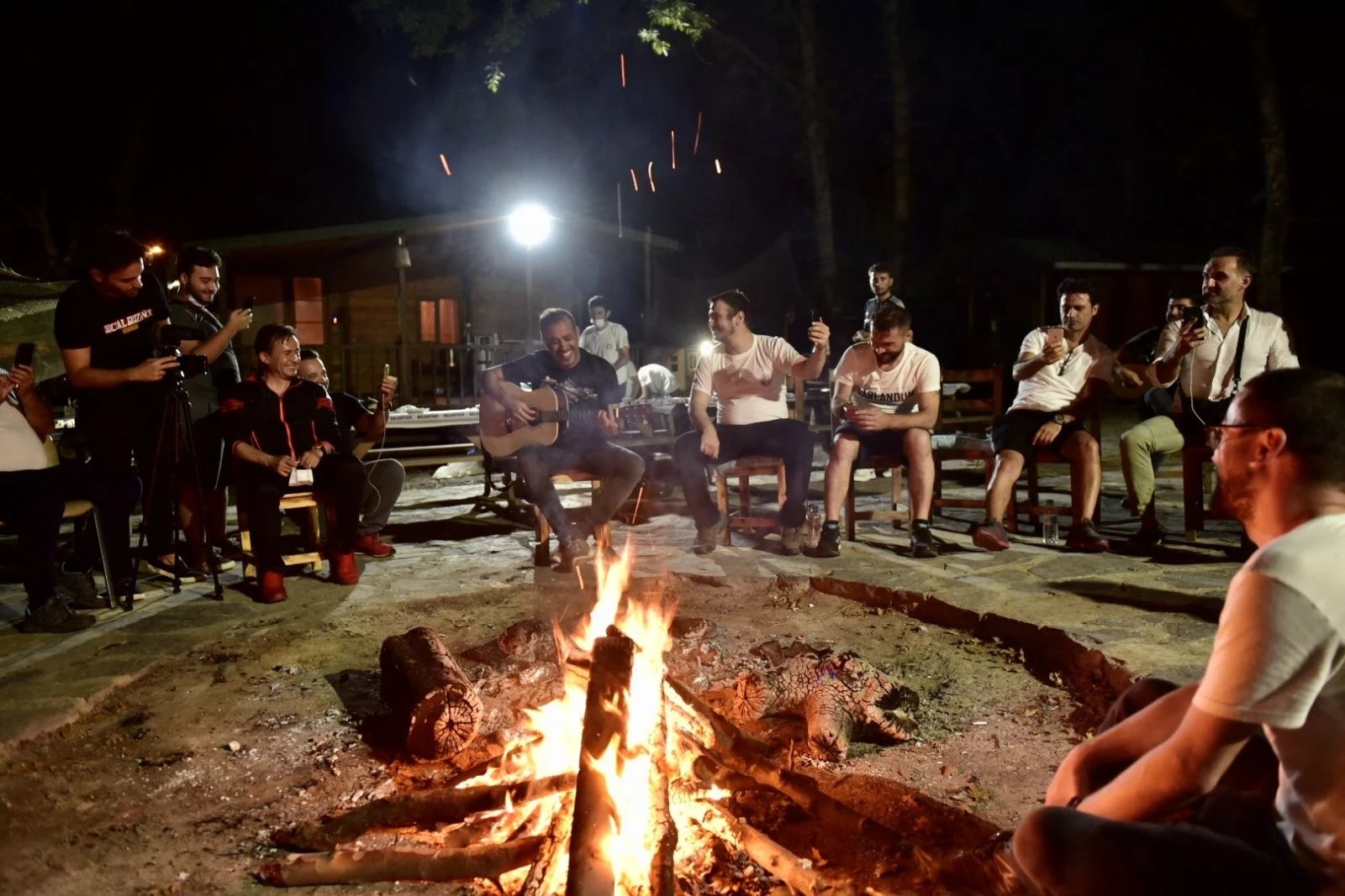 Haluk Levent’ten sürpriz ziyaret