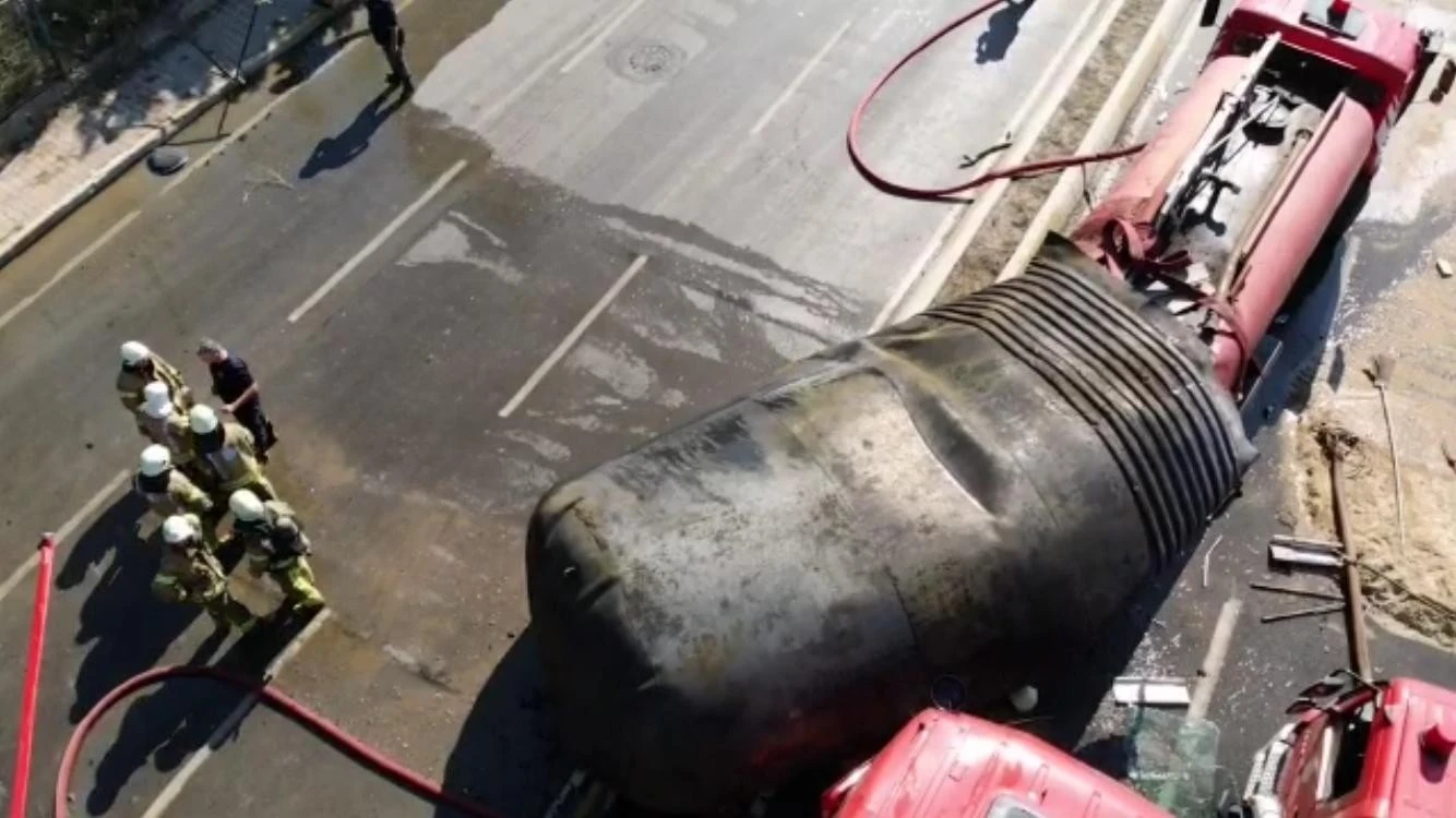 Tuzla’da fabrika yangını