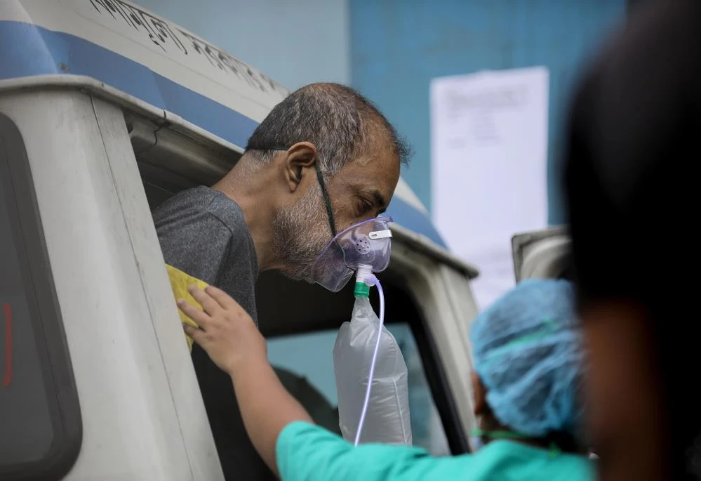 Hindistan'da hastanelerde "oksijen" krizi: 20 korona hastası öldü