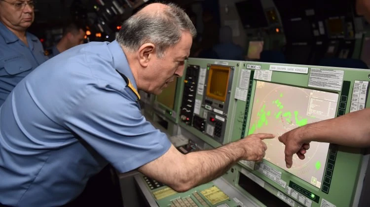 Hulusi Akar Denizkurdu-2017 tatbikatına katıldı