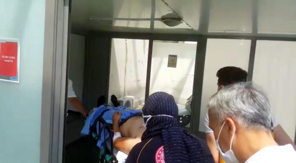 Halde silahlı saldırı: Baba öldü, 2 oğlu yaralandı