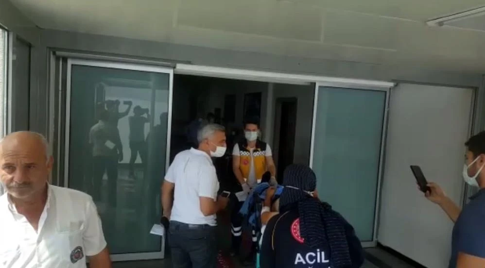 Halde silahlı saldırı: Baba öldü, 2 oğlu yaralandı