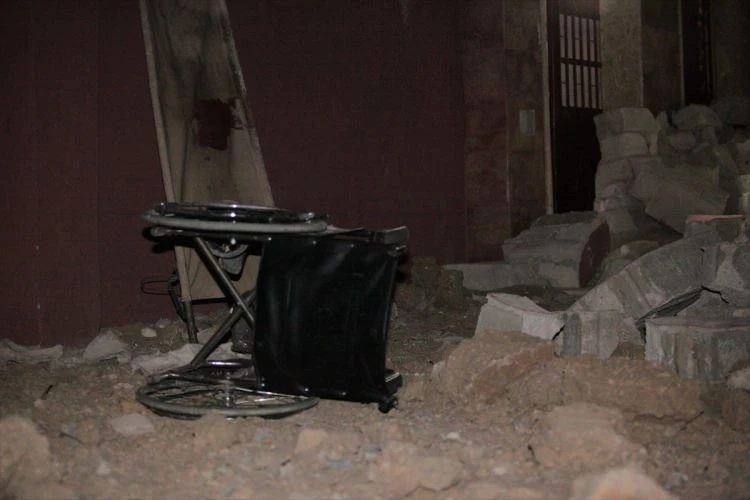 Suriye'de hastaneye saldırı! Onlarca ölü var