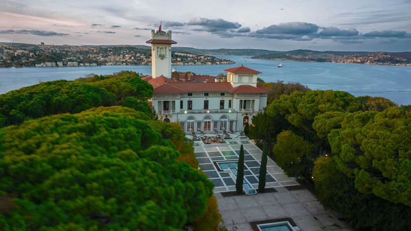Hidiv Kasrı