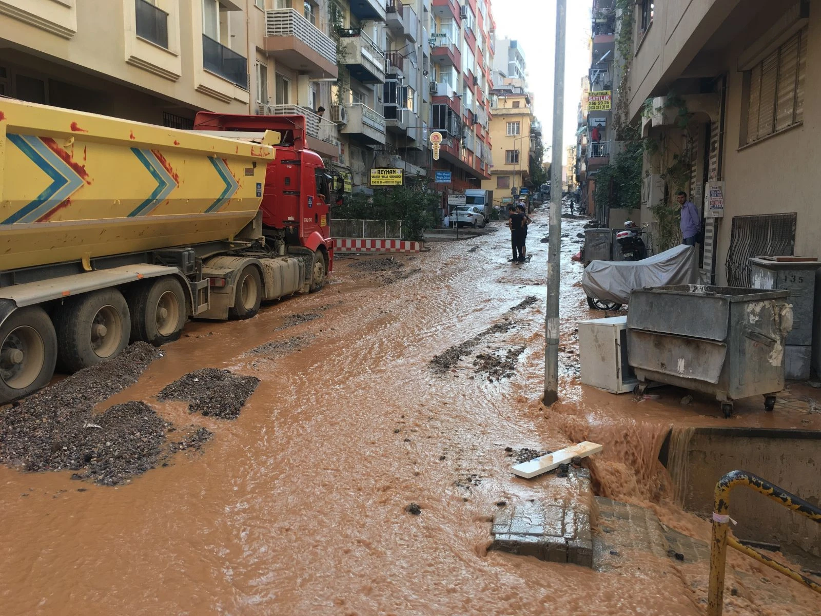 İzmir, Venedik'e döndü