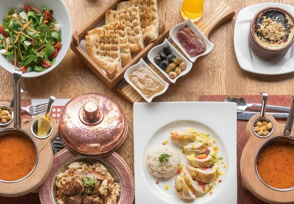 Prof. Dr. Bingür Sönmez uyardı: "İftarda arka arkaya içilen sigara ölüme neden olabilir"