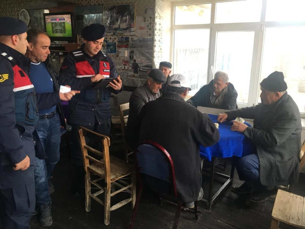 İçişleri Bakanlığı: Aranan 2 bin 682 şahıs ve 140 düzensiz göçmen yakalandı