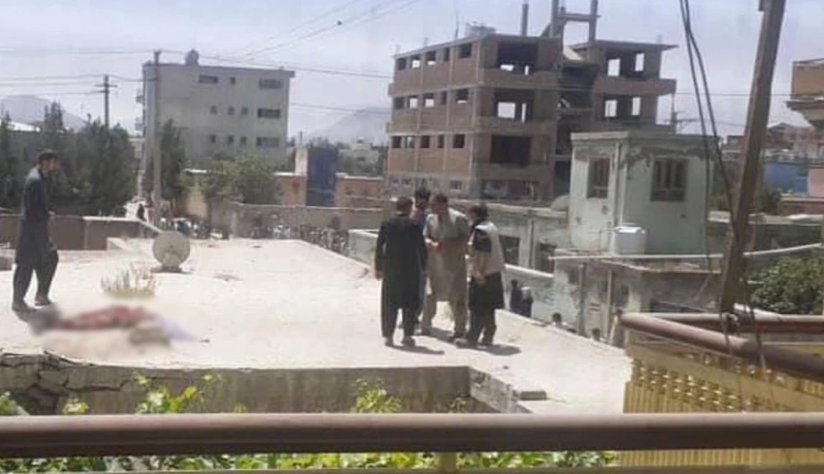 Kabil'den dehşet görüntüler: İnsanlar uçaklardan yere çakıldı - Video