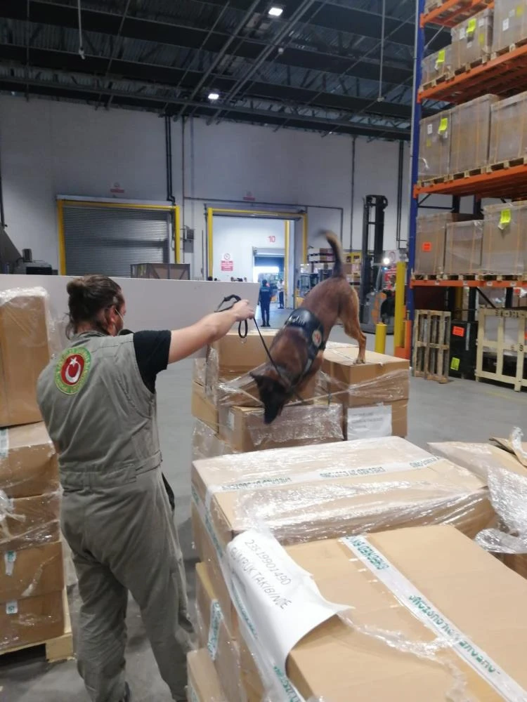 İstanbul Havalimanı’nda 4,3 tonluk narkotik operasyonu