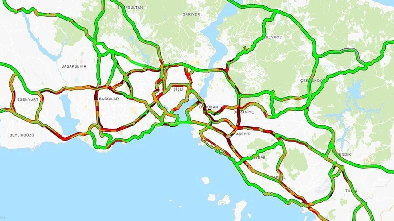 İstanbul'da yağmur trafiği