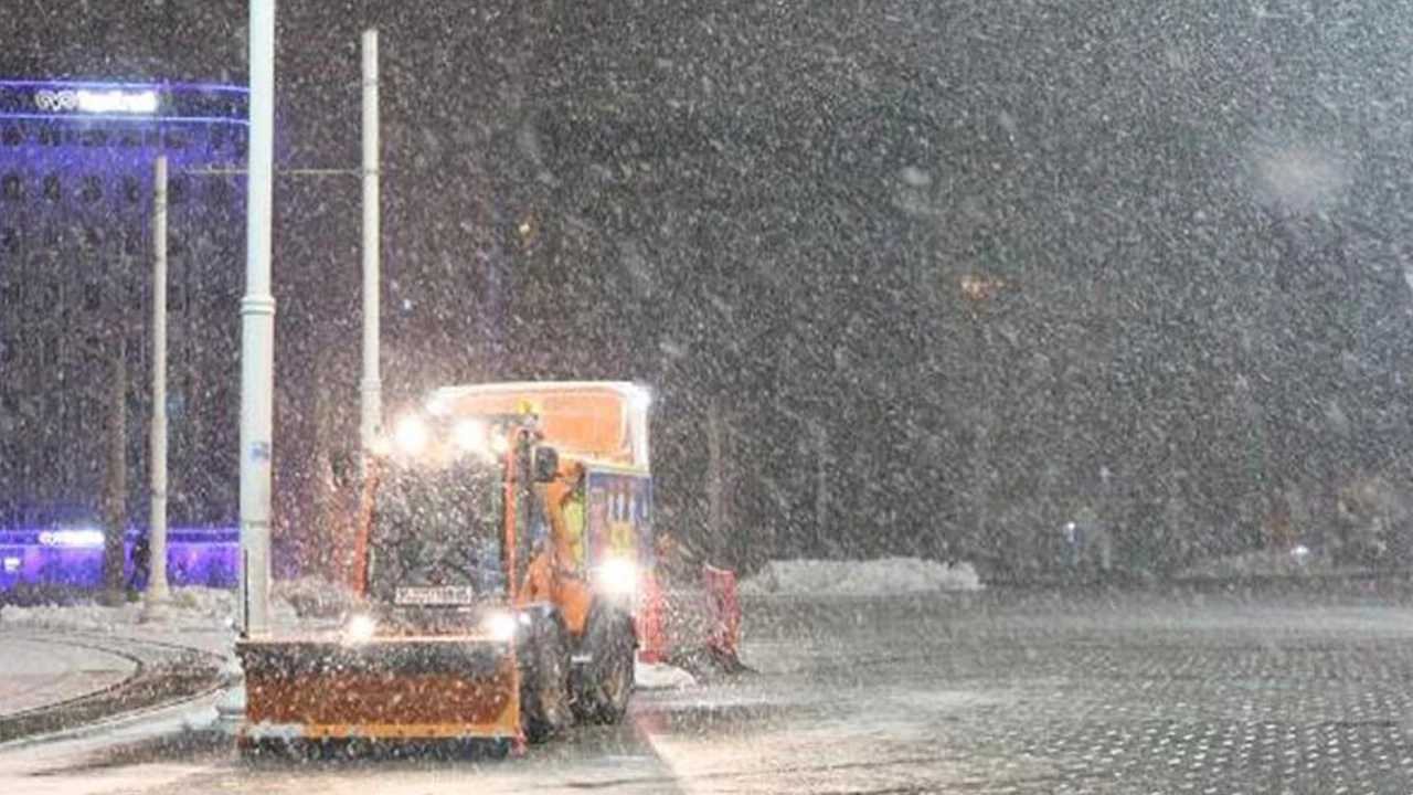 Yılbaşında hava nasıl olacak? 31 Aralık Cuma günü İstanbul hava durumu yağmurlu mu?