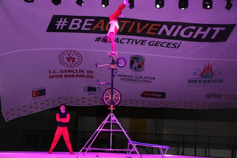 Avrupa Spor Haftasında, jimnastikçilerin gösterileri nefesleri kesti