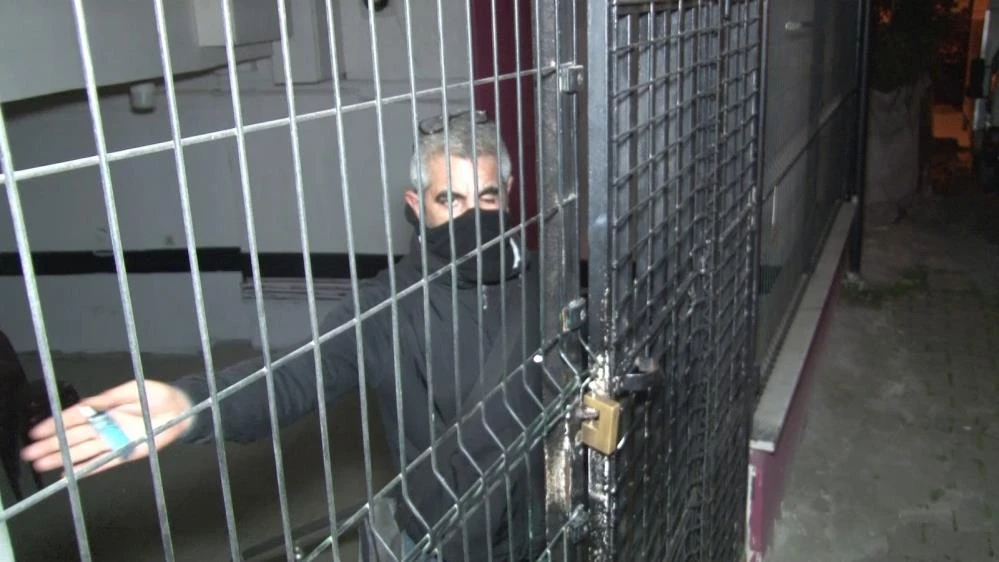 Polisten kaçarken arkadaşlarını kilitli unuttular