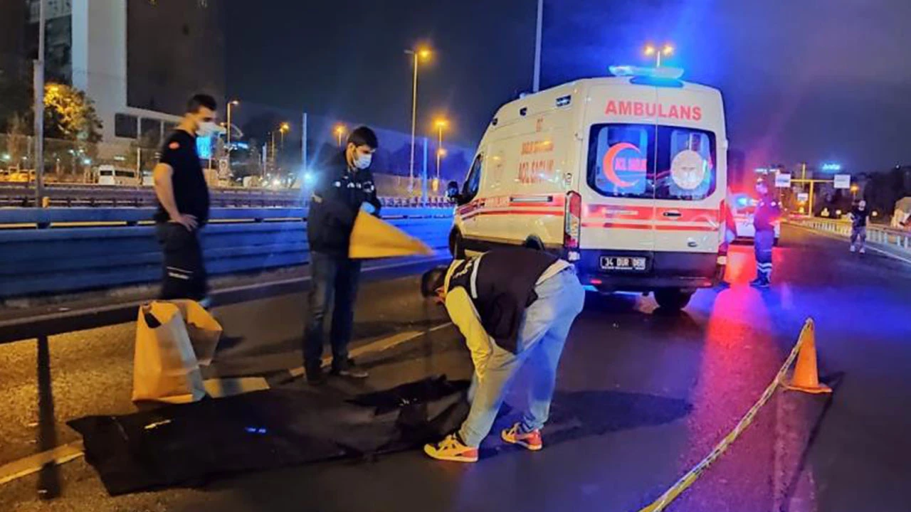 İstanbul'da feci motosiklet kazası: 2 ölü