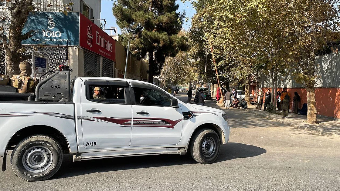 Afganistan'ın başkenti Kabil'de hastaneye bombalı saldırı: Çok sayıda ölü ve yaralı var