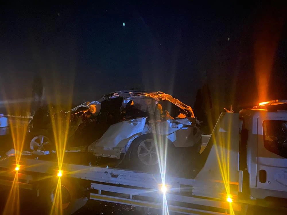 Zincirleme kazada aynı aileden 4 kişi öldü