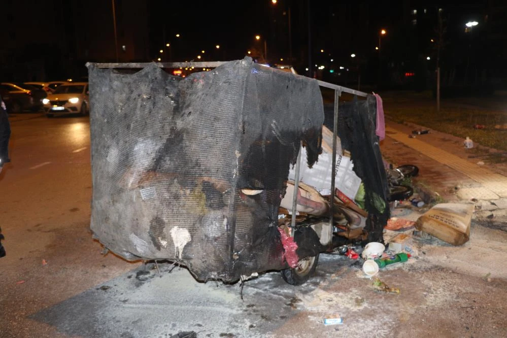 Çöp toplayıcı genci döverek hastanelik ettiler