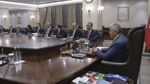 Kabineye katılan yeni isimlerle ilk Bakanlar Kurulu toplantısı