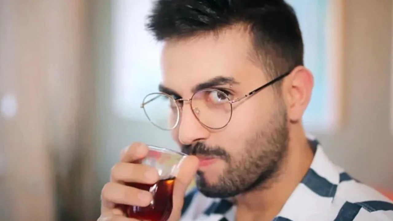 Kadir Ezildi kimdir, kaç yaşında? Temizlik Hastası Kadir Ezildi'nin hayatı...