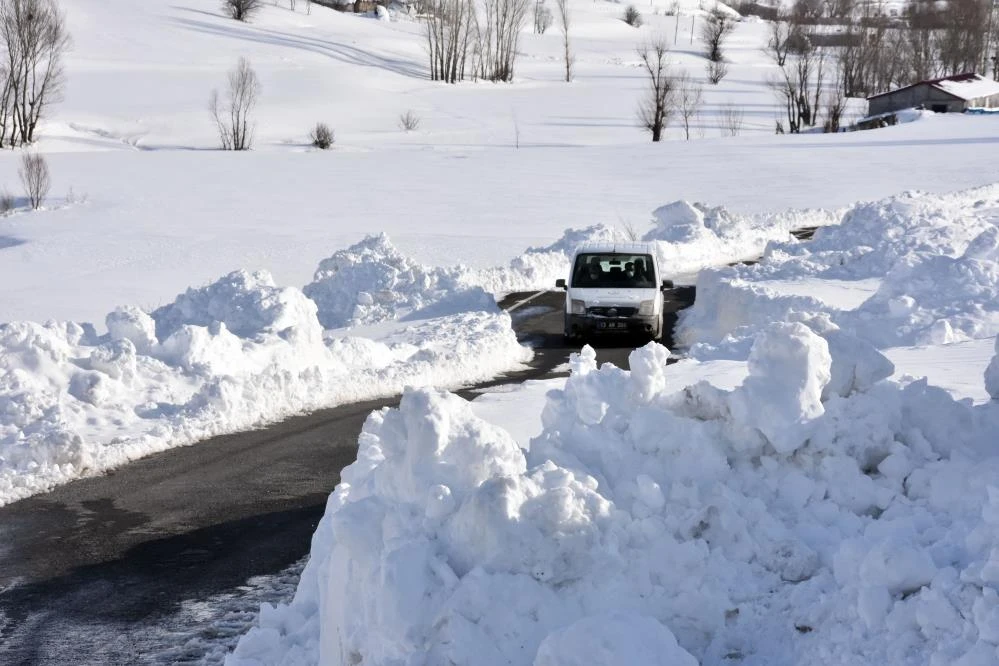 Avrupa’da eziyet Türkiye’de baş tacı