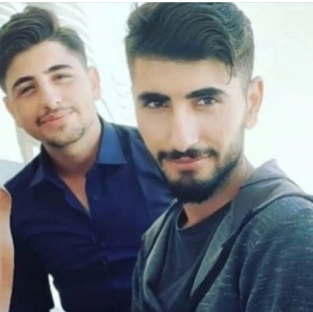 Gölete giren 2 kardeş boğuldu