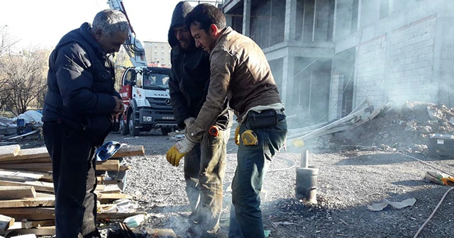 Sıcaklık eksi 11’i gördü, her yer buz tuttu