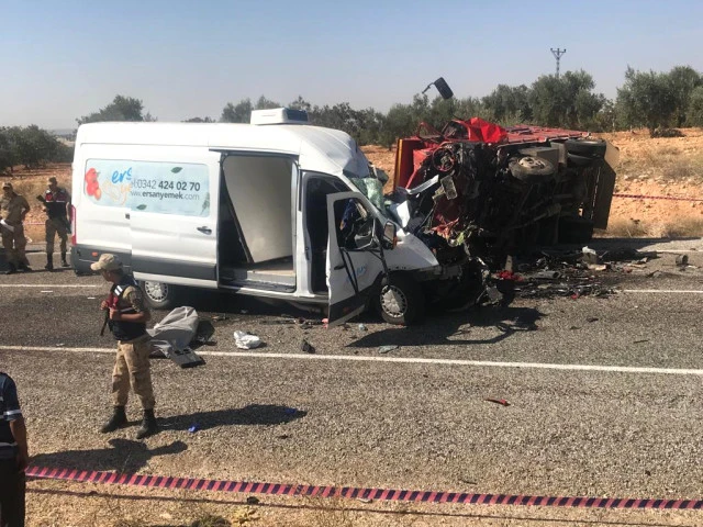 Gaziantep'te katliam gibi kaza: 8 ölü, 19 yaralı