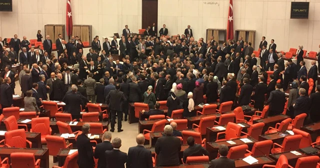 Cumhurbaşkanı Erdoğan'dan Meclis'teki kavgaya ilk yorum