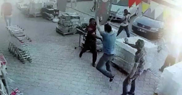 Baltalı, bıçaklı  su kavgası