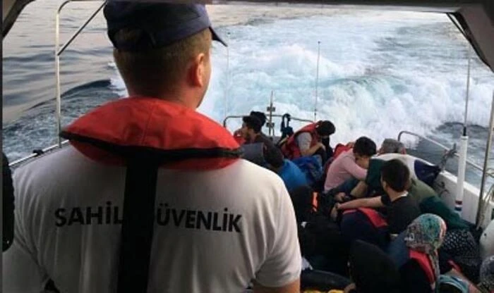 Didim'de 40 kaçak göçmen yakalandı