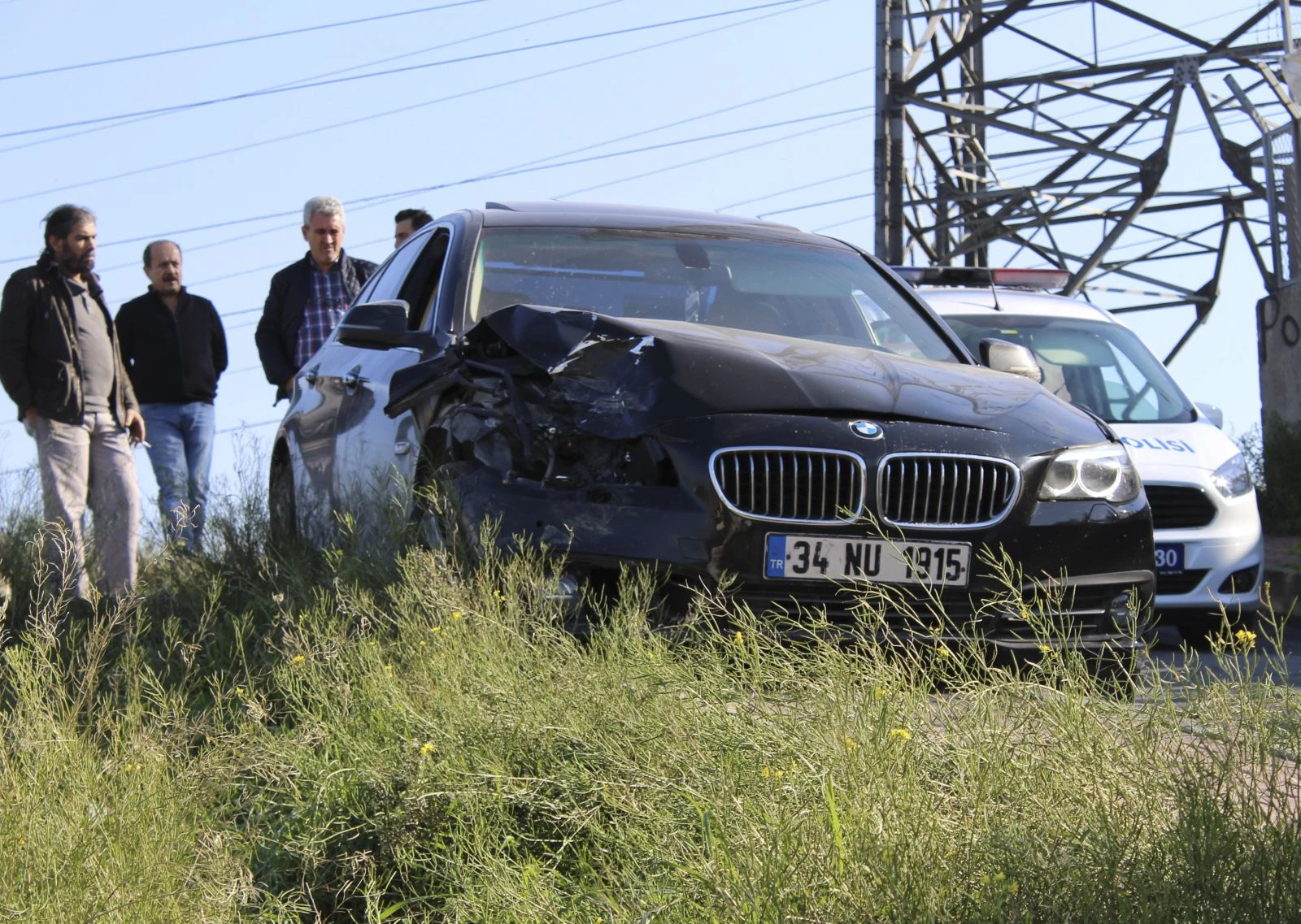 Şişli'de seyir halindeki otomobilde kavga: 1 yaralı