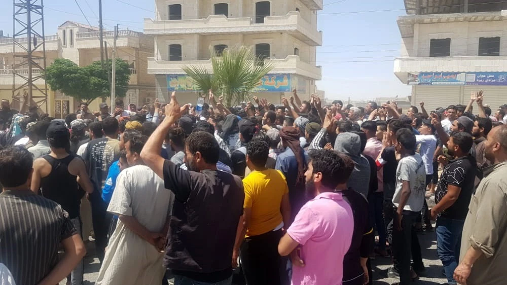 Menbiç'te çocukları kaçıran PKK'ya isyan