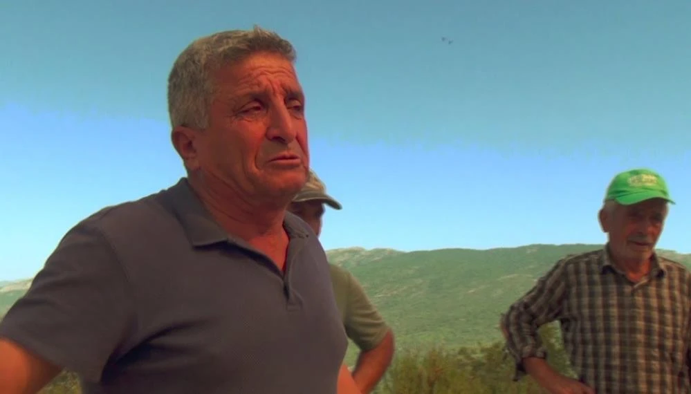 Orman yangını muhtarı ağlattı: Kendimi ateşe atacağım