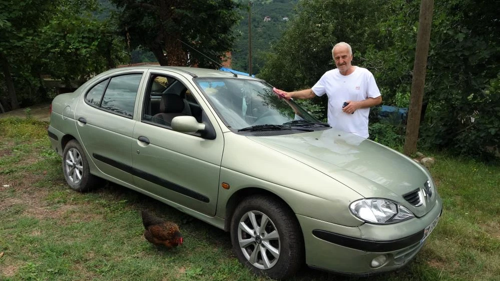 Trafik borcunu öderken tüm parasını dolandırıcılara kaptırdı