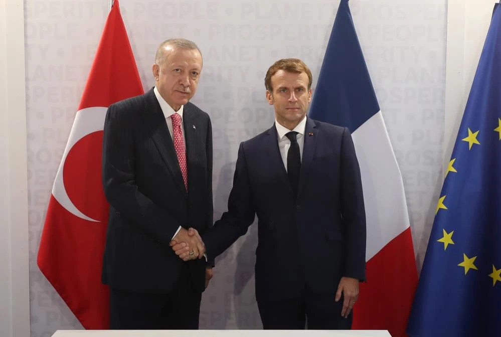 Cumhurbaşkanı Erdoğan Macron ile bir araya geldi