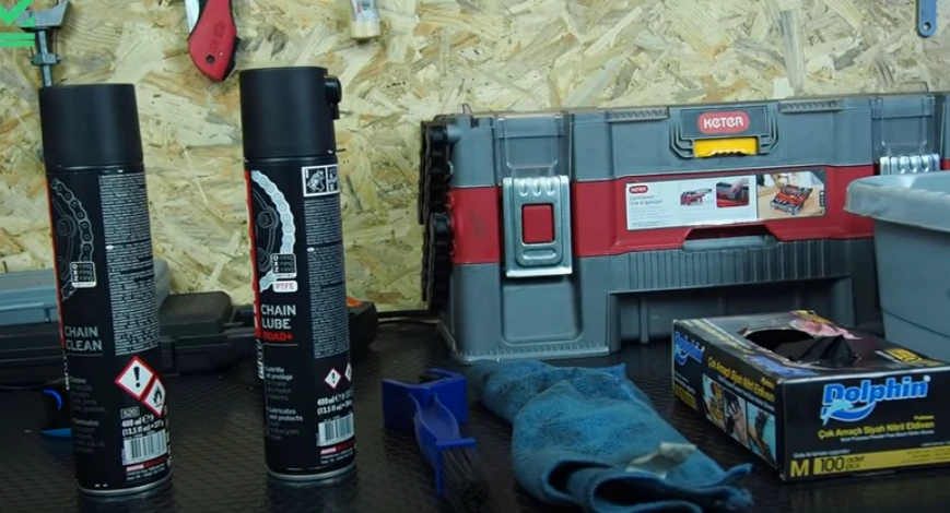 Motosiklet zincir bakımında yapılan en büyük hatalar