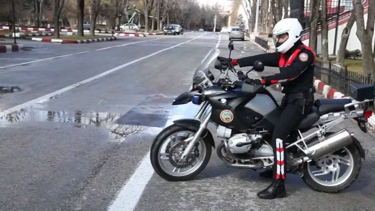 Rüyada Polis Görmek Ne Anlama Gelir?