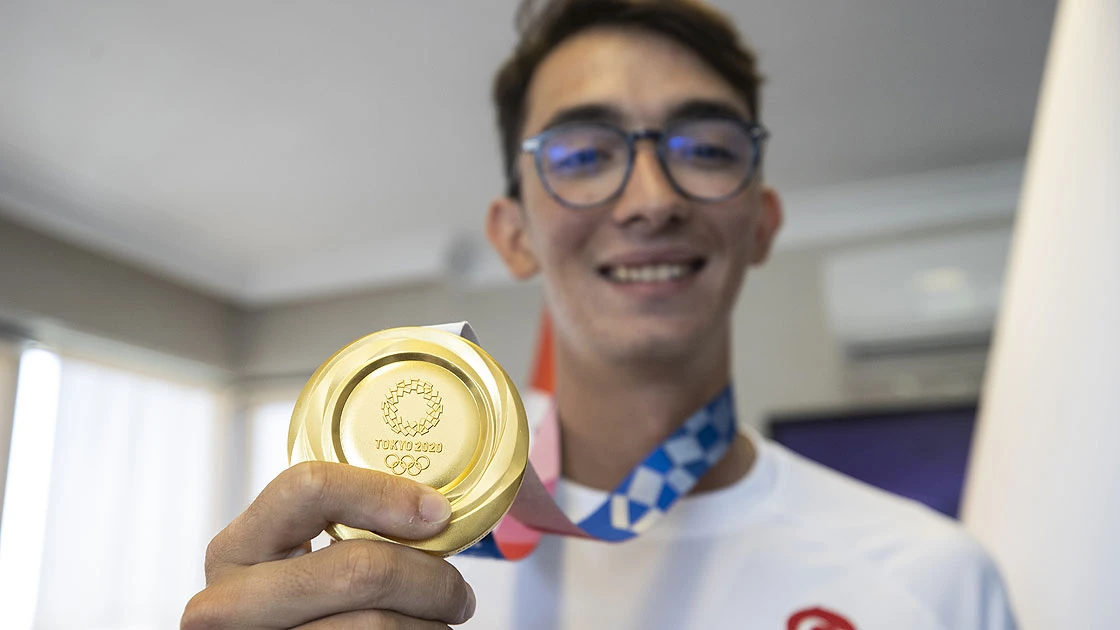 Mete Gazoz: "O oku milyarlarca defa attım"