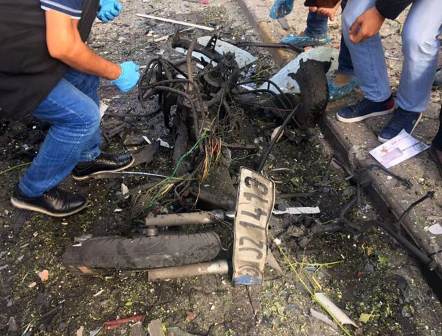 Yenibosna terör saldırısı: Patlatılan motosikletin dehşet verici son hali ortaya çıktı