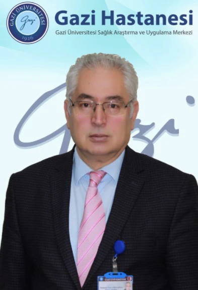 Hastane personeli müdürünü 6 yerinden bıçakladı