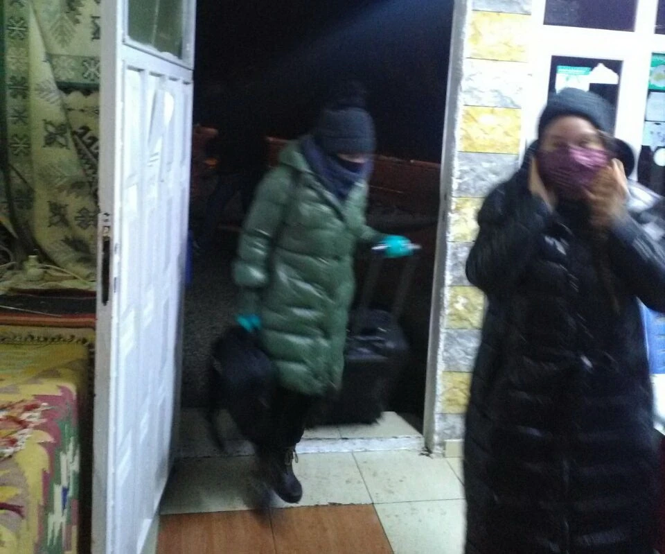 2 kadın turist Nemrut Dağı'nda mahsur kaldı